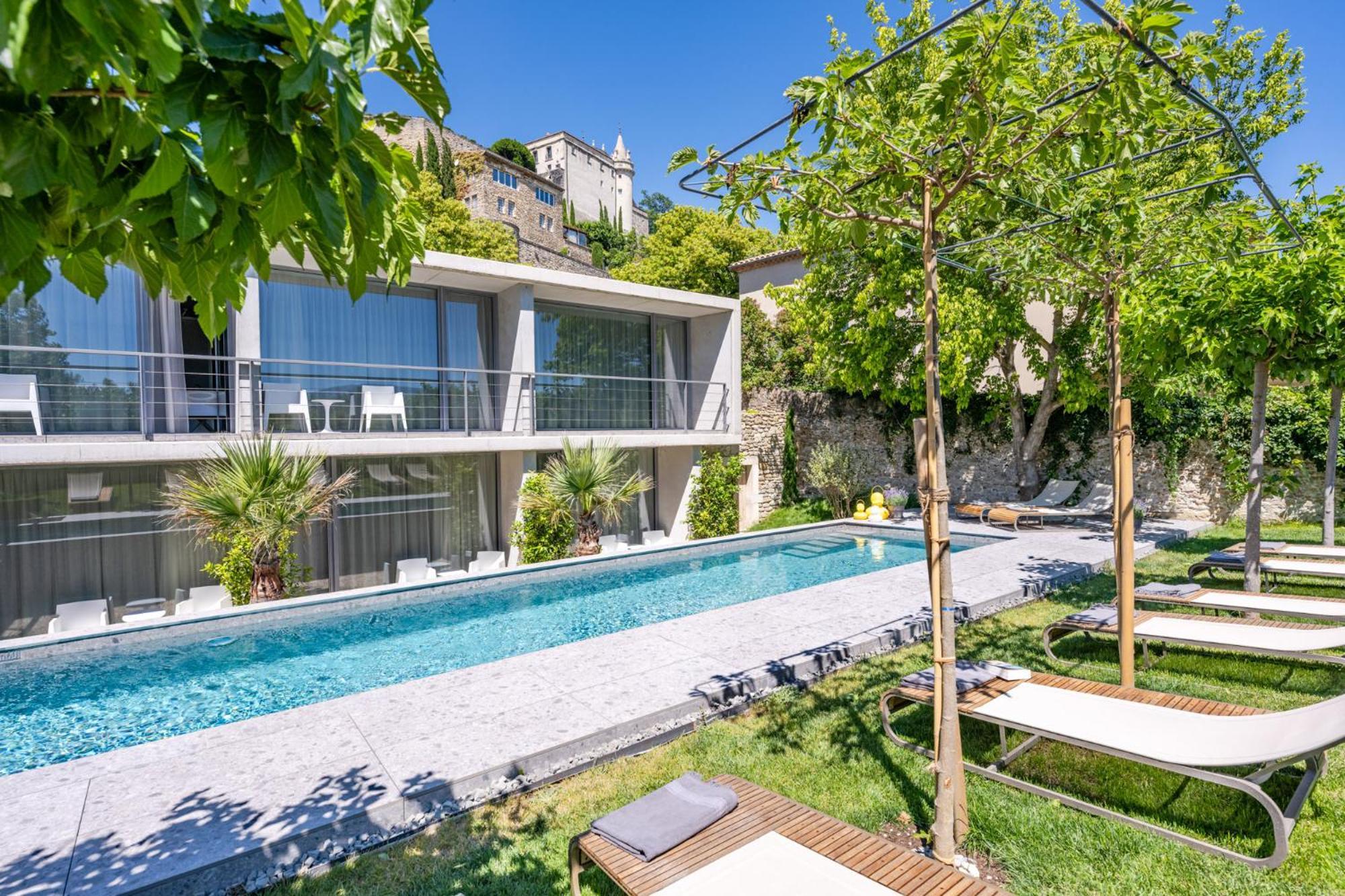 Le Pavillon M, Chambres D'Hotes De Luxe Avec Piscine & Spa Grignan Luaran gambar